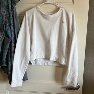 Under Armor Women’s White Relaxed Long Sleeve Gym Workout Top